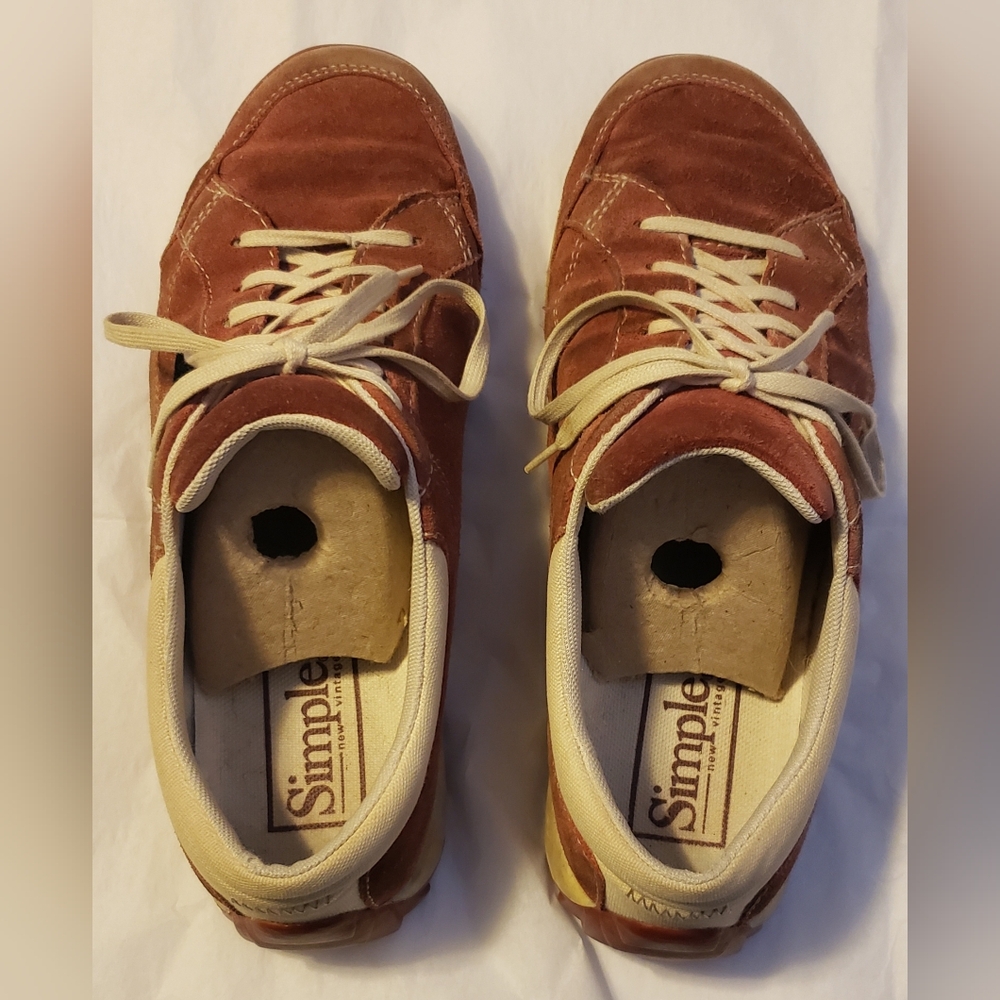 Simple Brand "Sugar" Suede Shoe Size 9 Women's